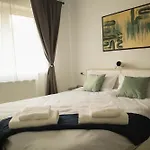 Apartman Lzr